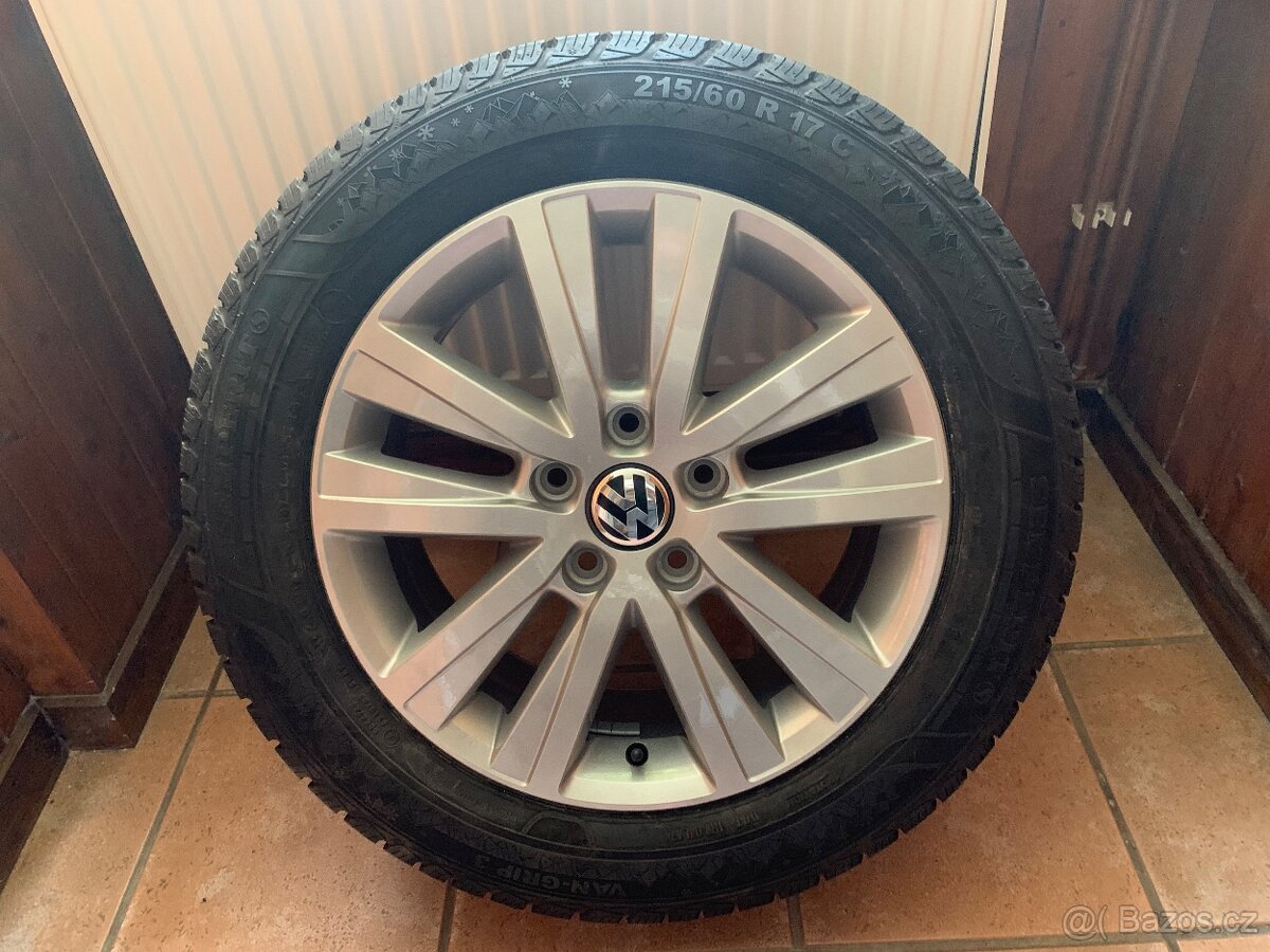 Originál alu na Multivan T6 včetně zimních pneu - 9