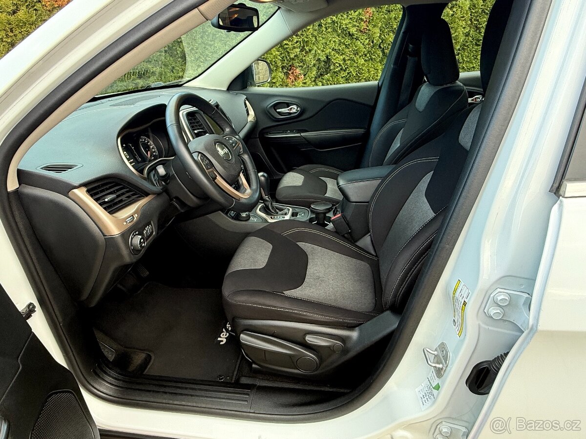 JEEP CHEROKEE 2.0D M-Jet2 125kW AT9°4x4 /133.423km-1.Maj./ - 9