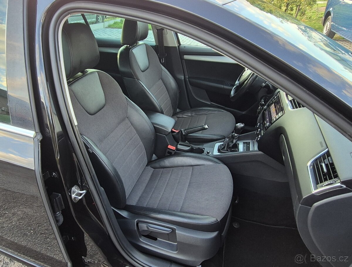Škoda Octavia 3.Elegance 2.0 TDI 110 KW 2. maji serv kniha - 9