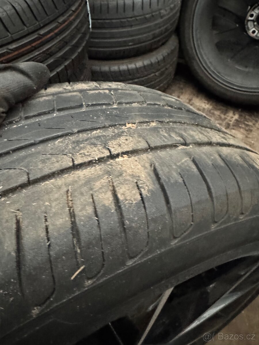 Alu kola originál Škoda Superb 3 - 9