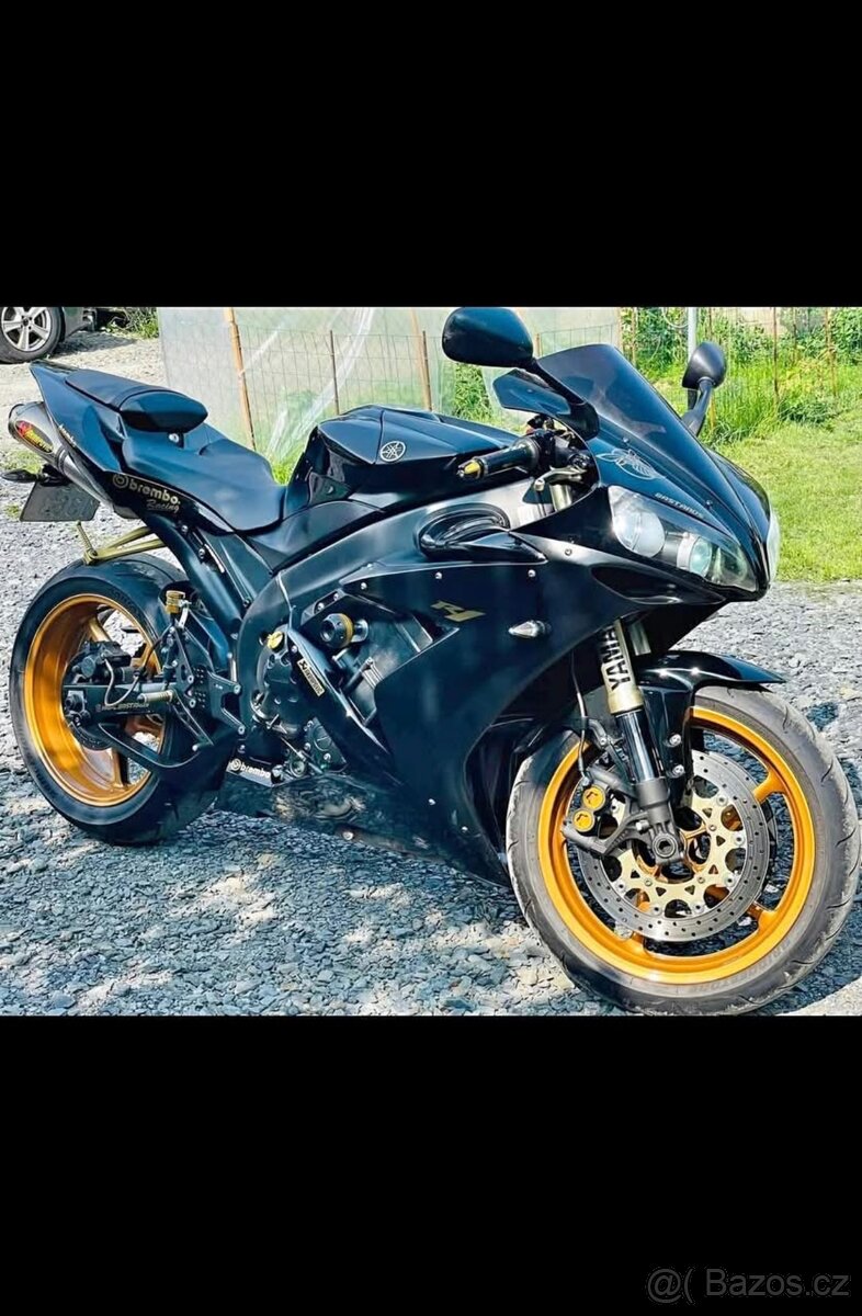 Yamaha r1 - 9