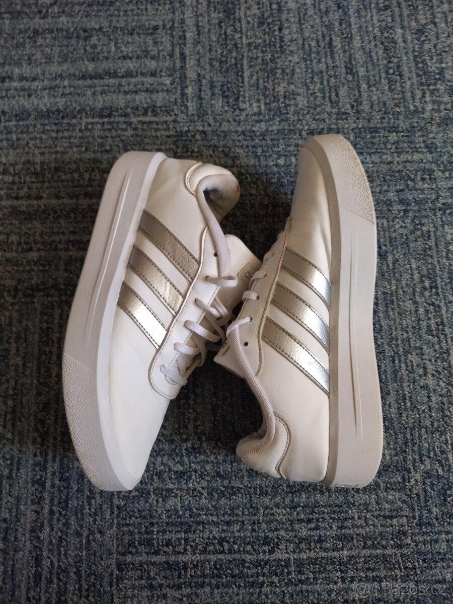 Boty Adidas vel. 40,5 - 9