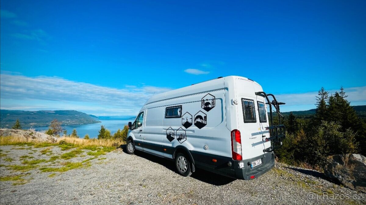 Campervan–stylová obytná dodávka s nízkým nájezdem - 9