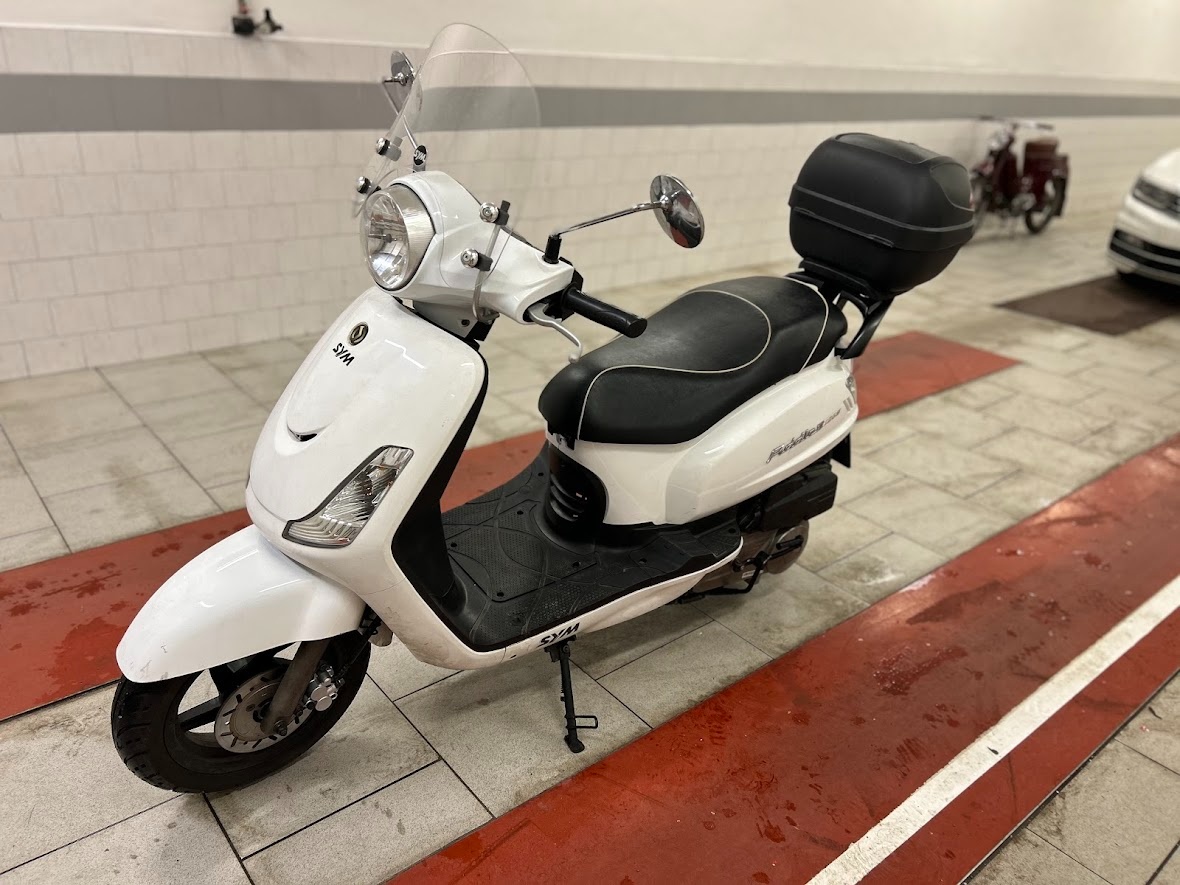 Sym Fiddle II ve výborném stavu - 9