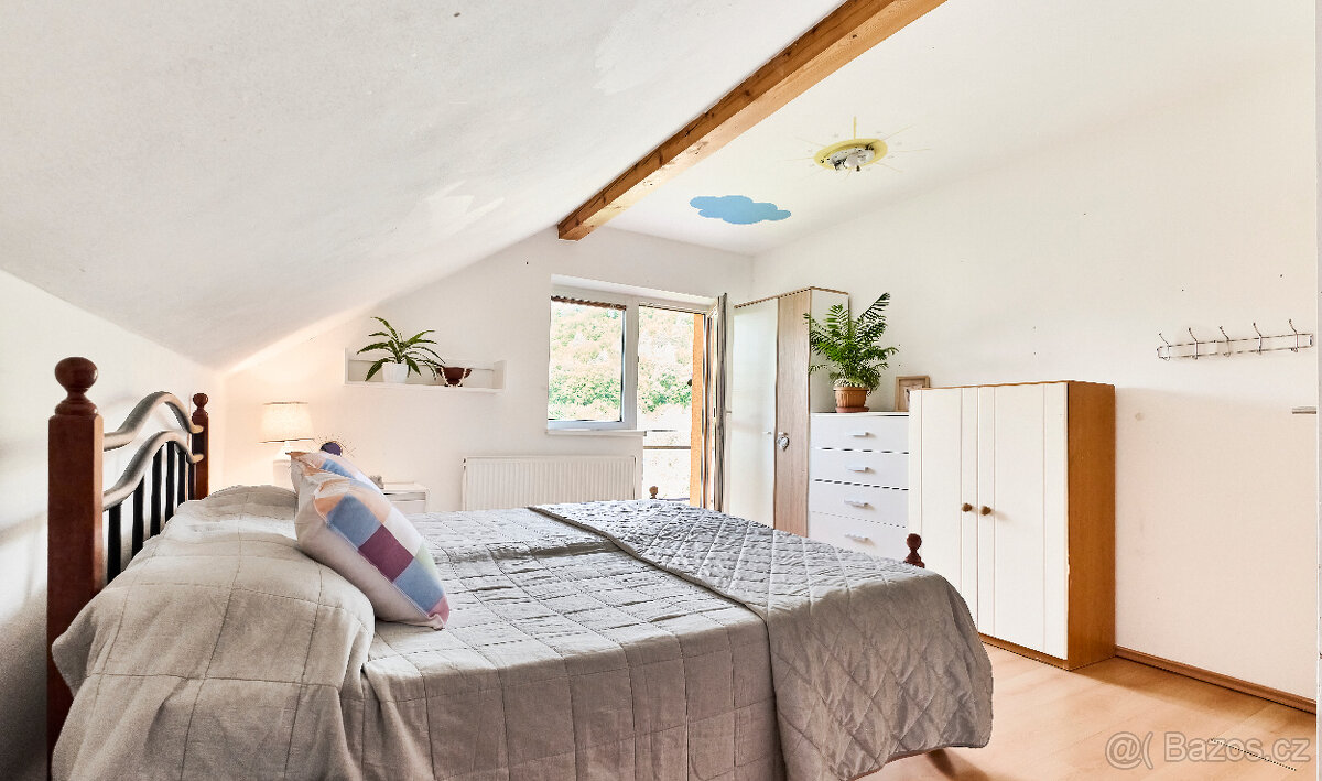 C. K JEDNÁNÍ Prodej RD 4+kk se dvěma koupelnami Val.Polanka - 9