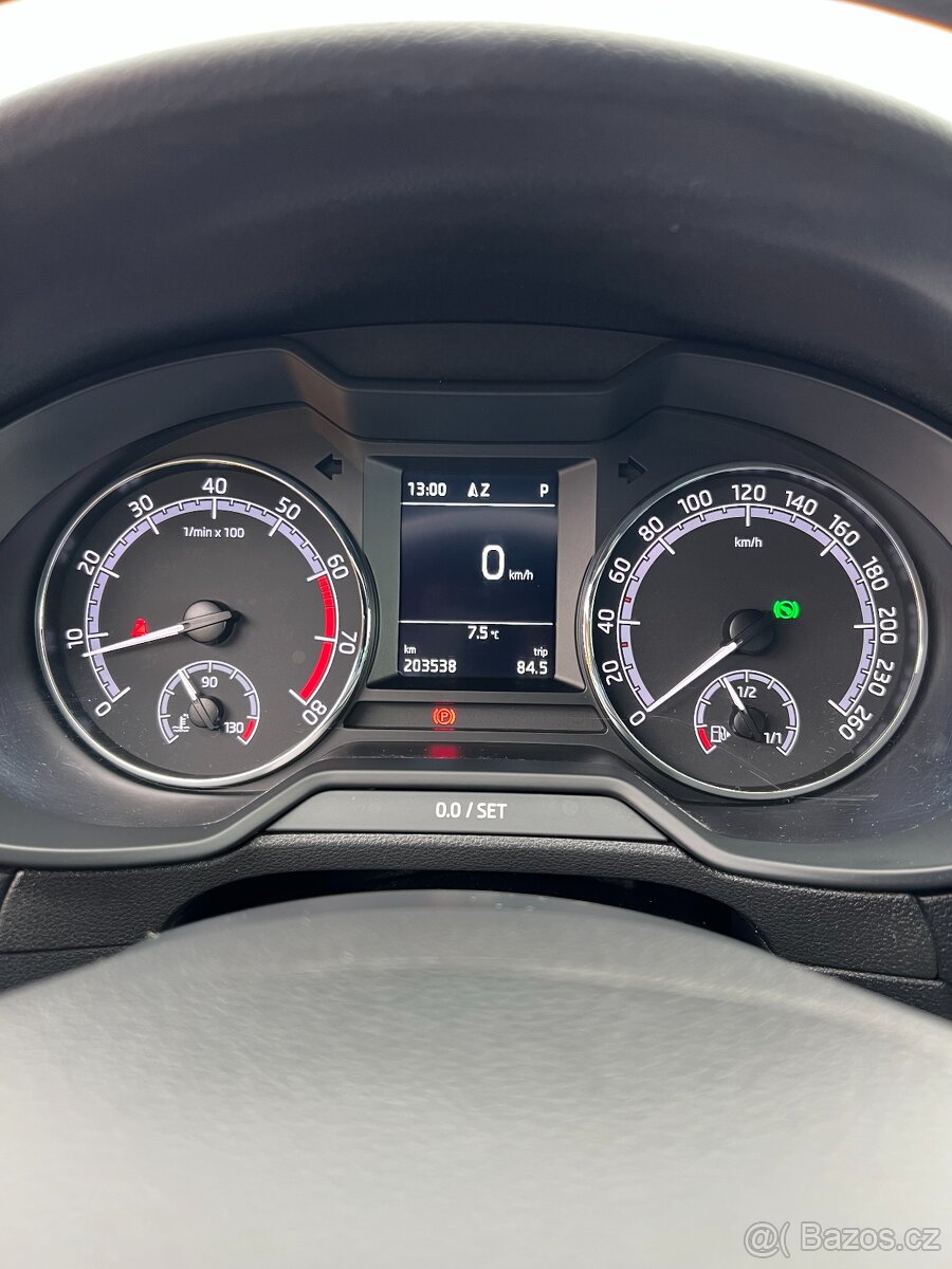 Škoda Octavia, 1.5 TSI 110 kW Sport DSG NAV DPH - 9