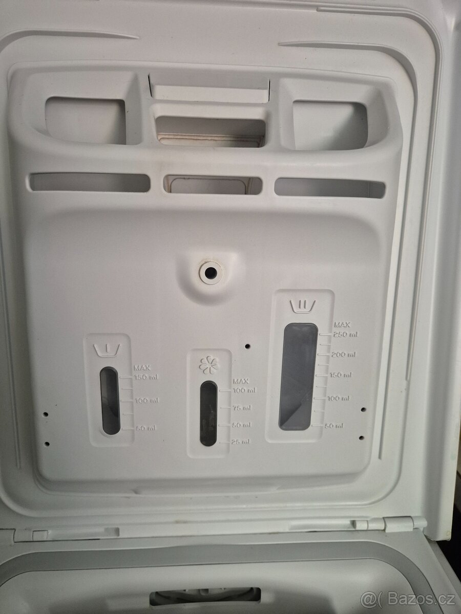 Pračka Indesit - 9