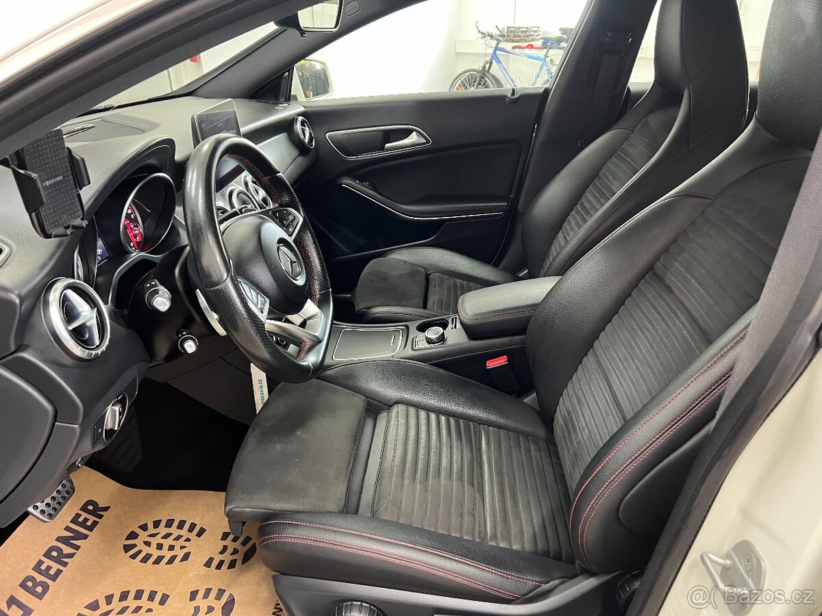 Mercedes-Benz CLA 180 AMG SHOOTING BRAKE KŮŽE NAVI KAMERA TZ - 9