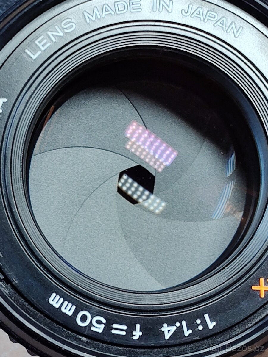 Minolta XG-9 + Rokkor 50/1.4 - 9