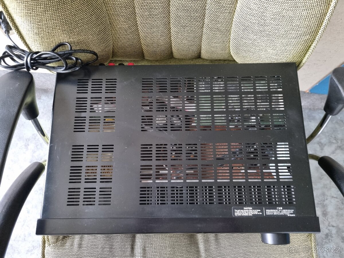 ONKYO TX-SR507 černý - 9