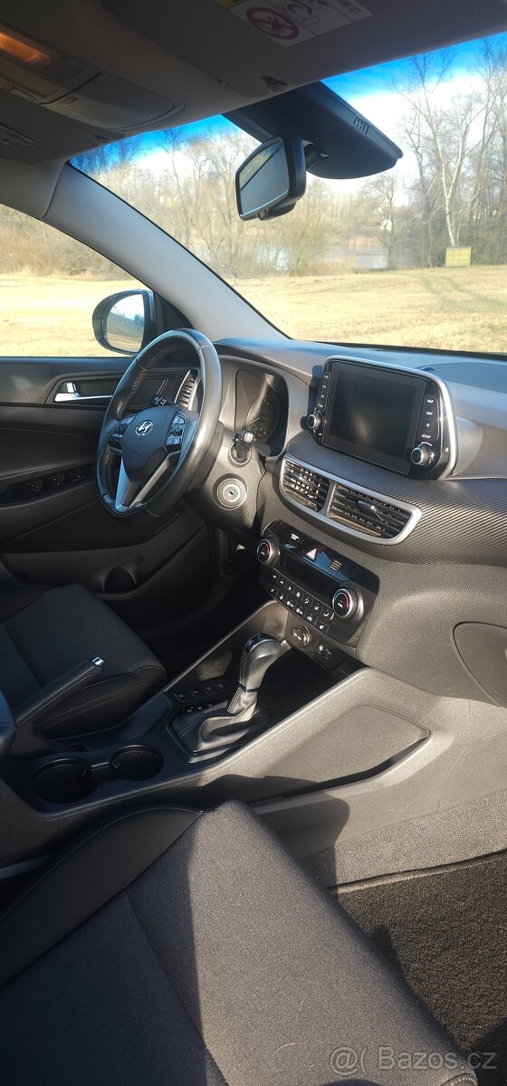 HYUNDAI TUCSON 1.6 T-GDI 130kW 4x4 – 1. majitel, TOP stav - 9