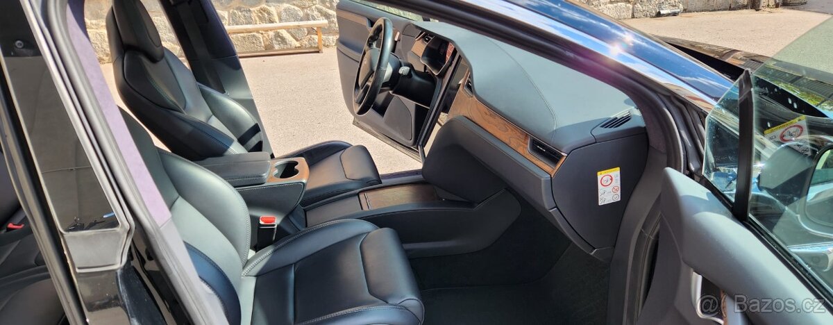 Tesla Model X, FSDZÁRUKATAŽNÉAWD91.2%SOH - 9
