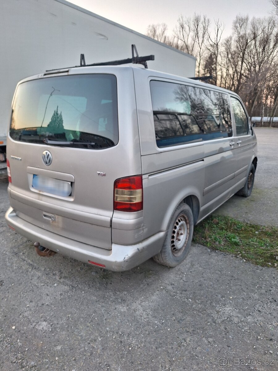 Volkswagen Multivan T5 2.5 Tdi AXD - 9