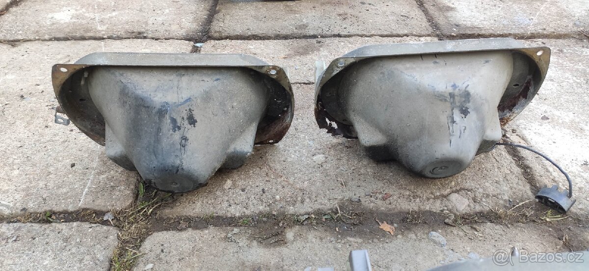 Hrnce předních světlometů škoda - 9