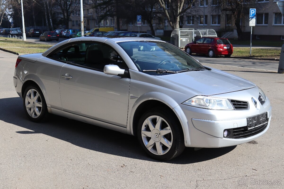RENAULT MEGANE CABRIO 1.6 16V 82kW - 9