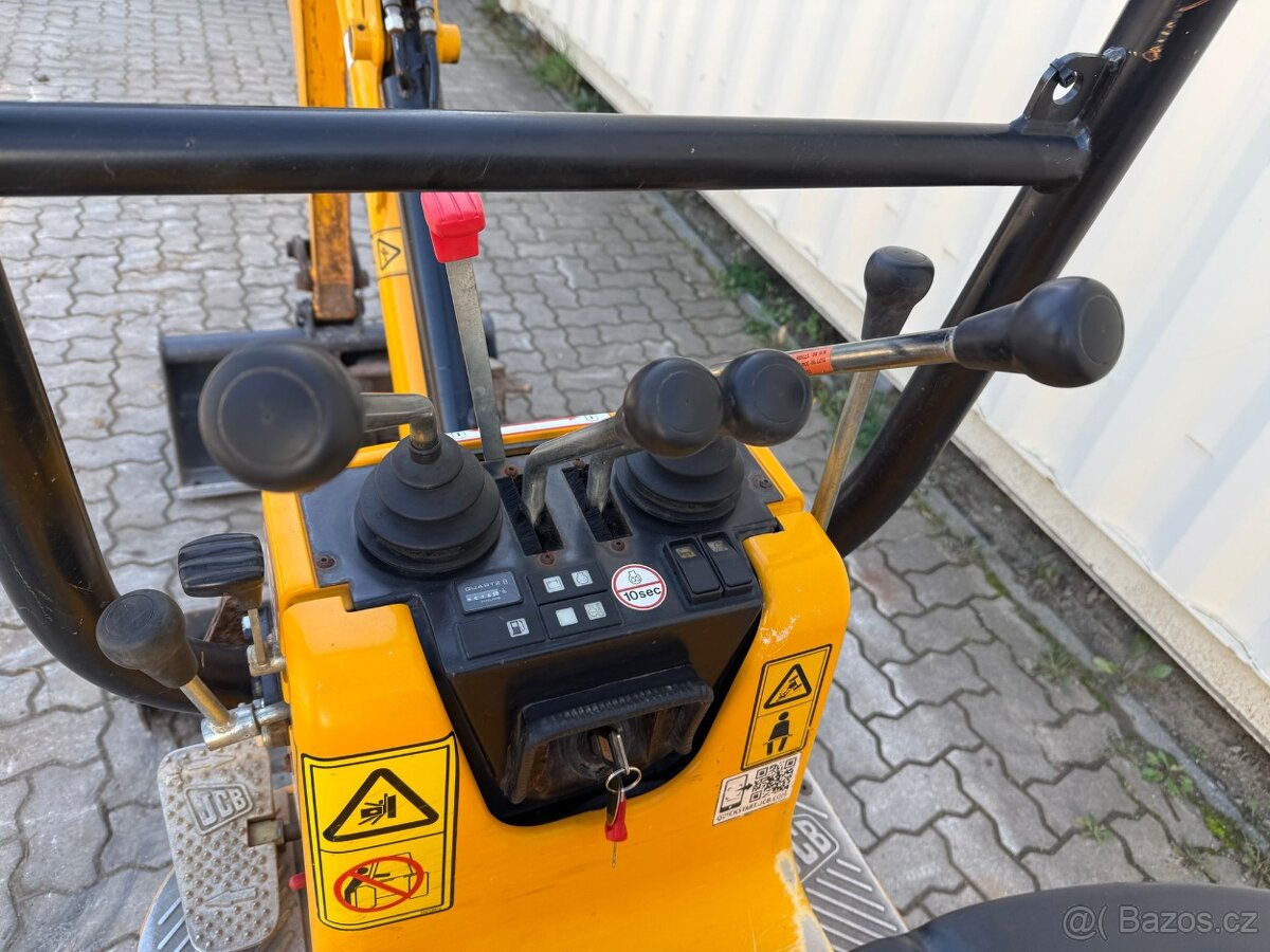 Prodám minibagr JCB 8008 CTS - 9