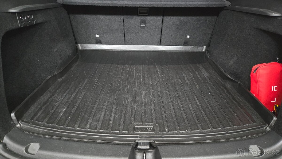 Tesla model Y Performance, FSD, výroba Berlín - 9