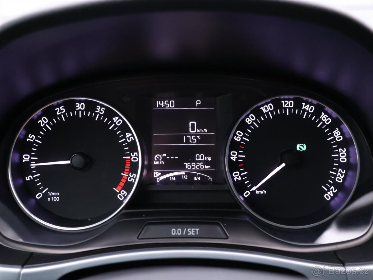 Škoda Fabia 1,4 TDI 66kW Ambition DSG CZ (2015) - 9