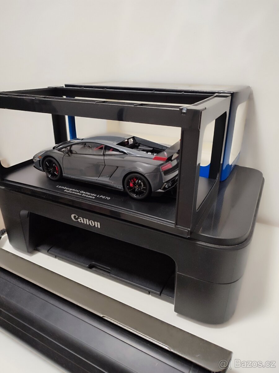 Lamborghini Gallardo LP570 Supertrofeo Stradale 1:18 Autoart - 9