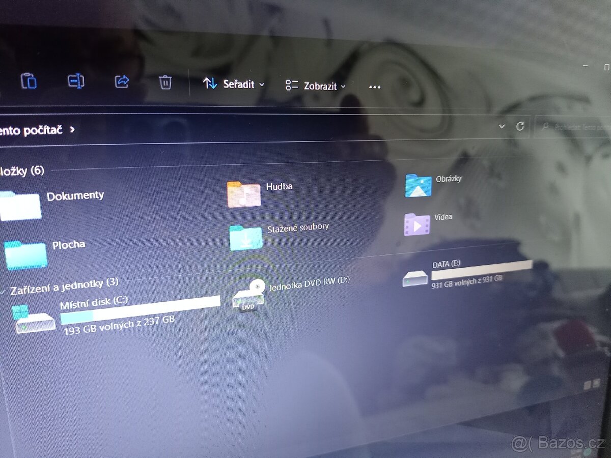 Acer Aspire E5-575G-53P1 - 9