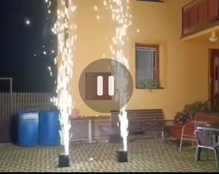 Prodám Case na 4kusy Spark - 9