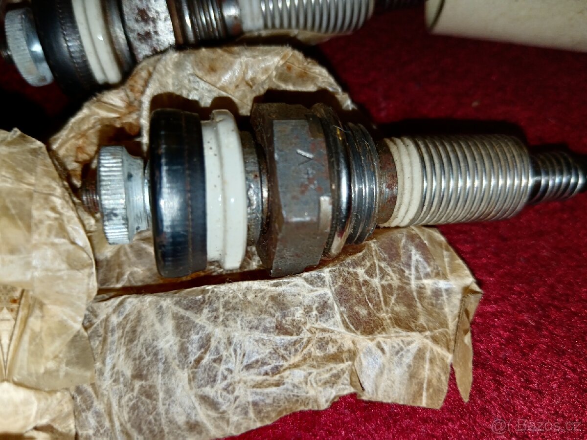 Díly na veterány škoda Tatra Lada Trabant Wartburg a jiné - 9