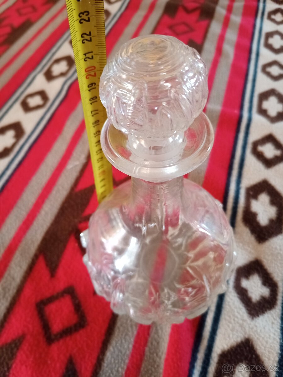 Prodám džbán - karafa s víčkem - špuntem - 9