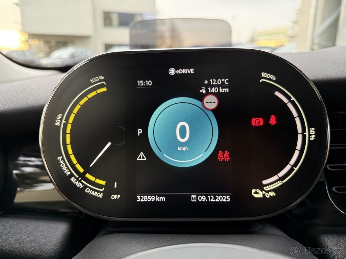 Mini Cooper, SE Camden Panorama - 9