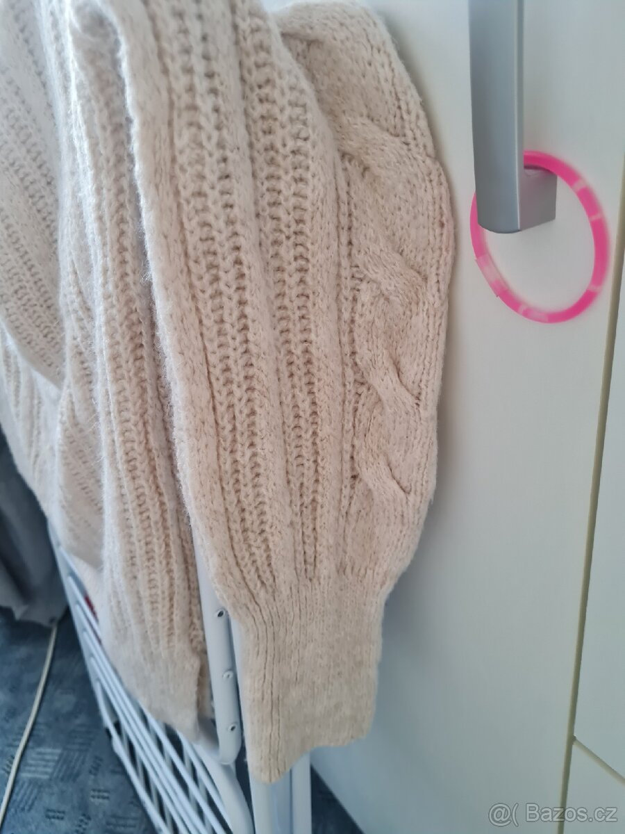 Svetřík L - 9