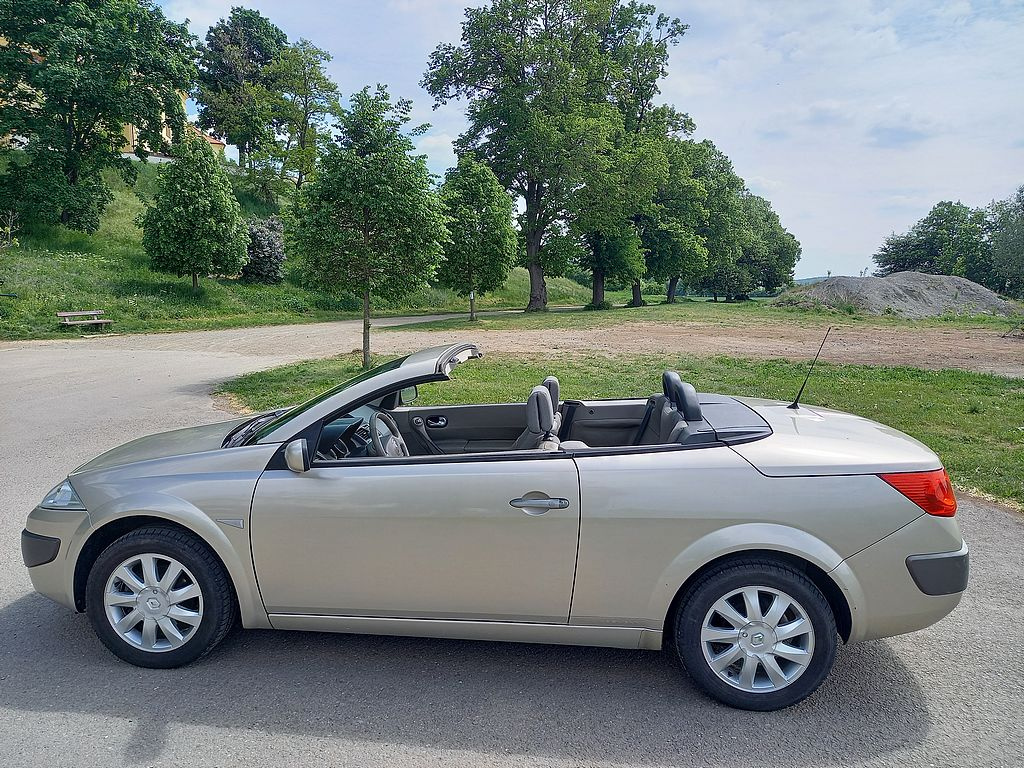 Renault Mégane 2.0i klima+alu.kola - 9