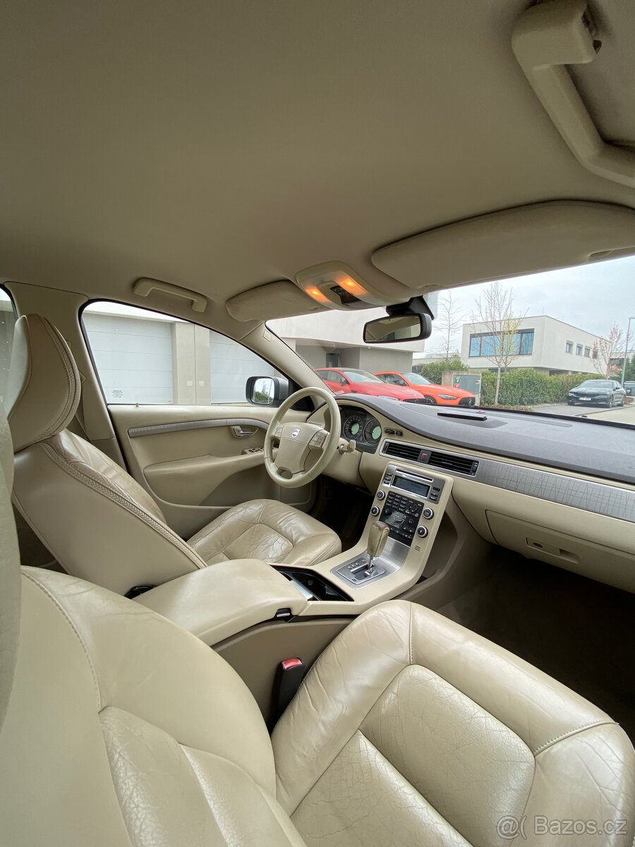 Volvo xc70 - 9
