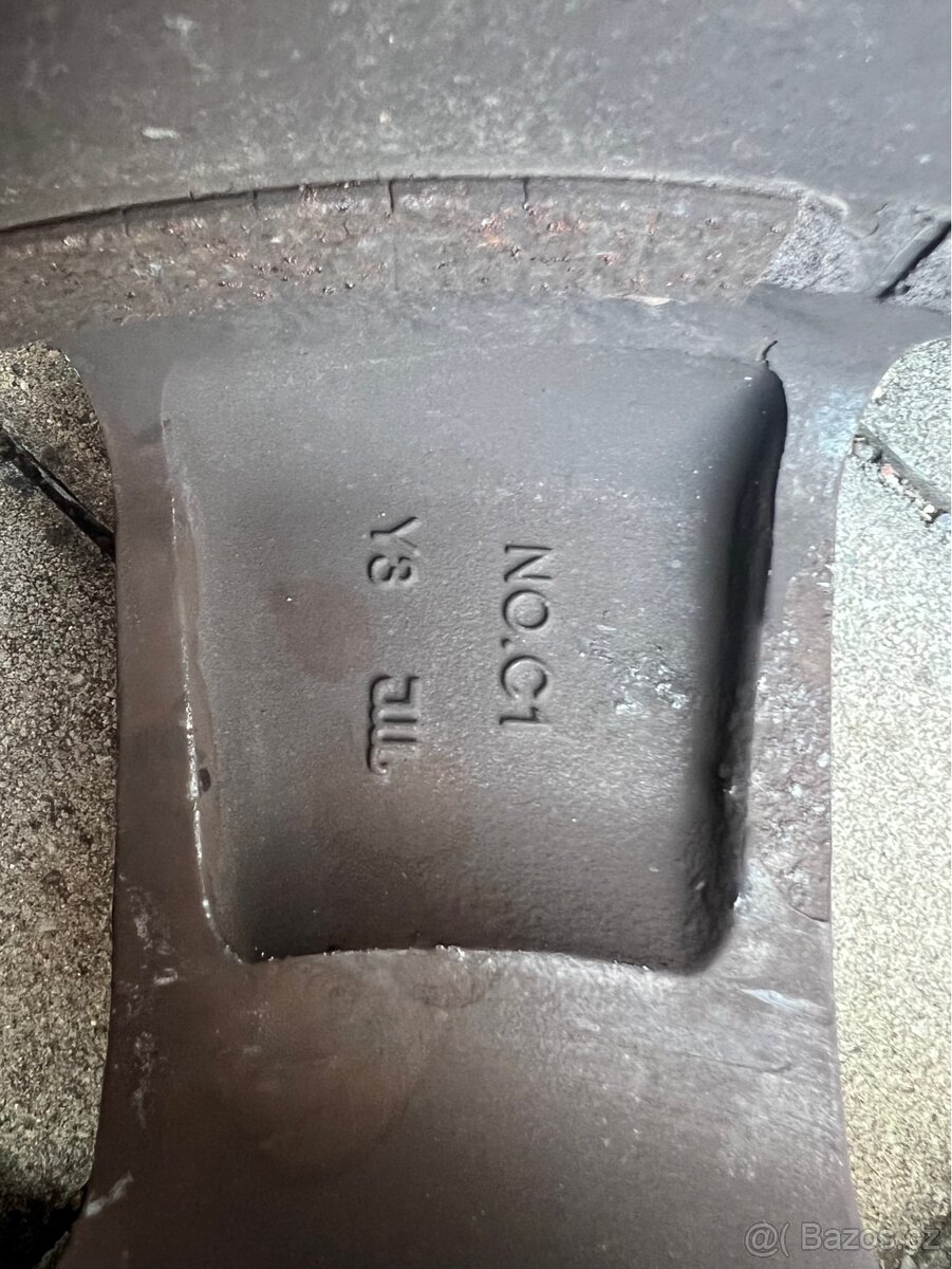 ALU disky DOTZ 18 5×139,7 - 9