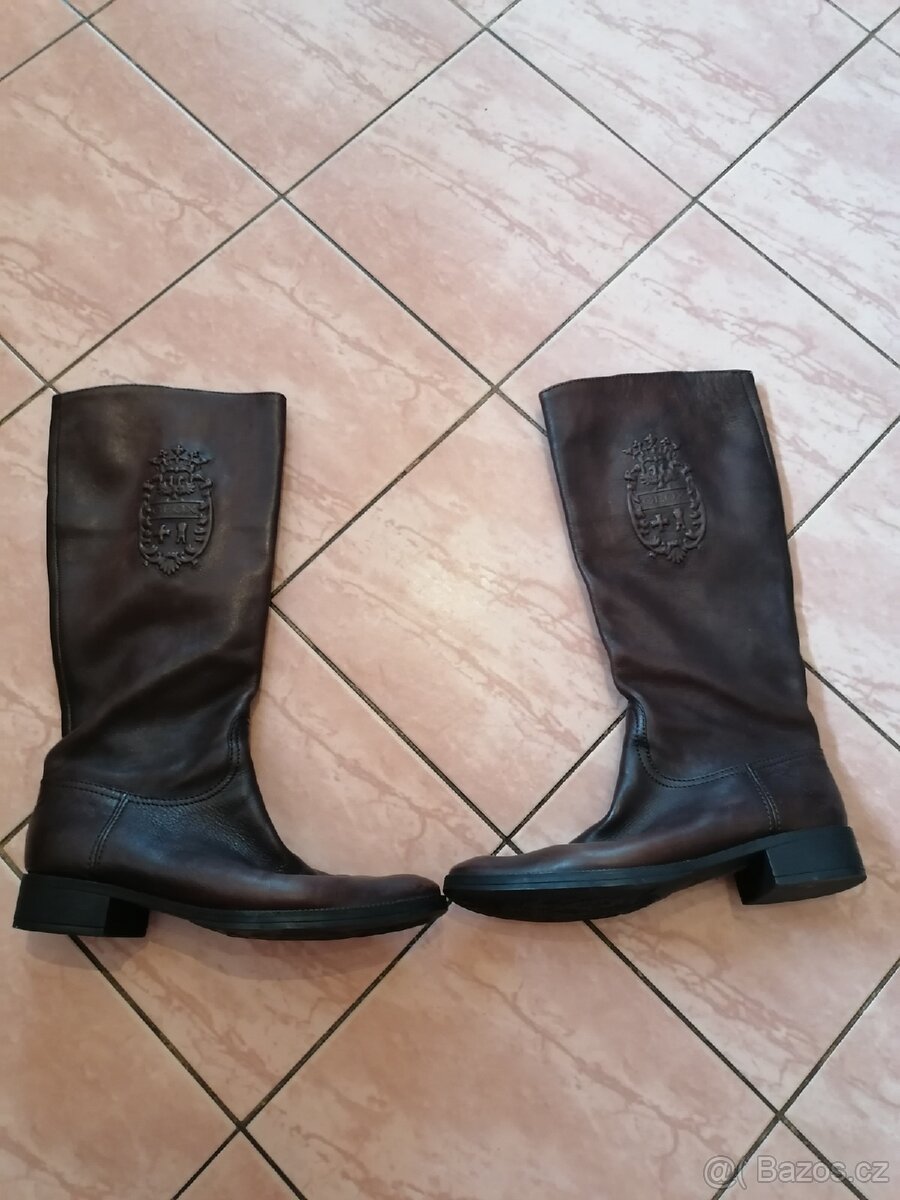 Dámské, kožené kozačky vel. 40 - 9