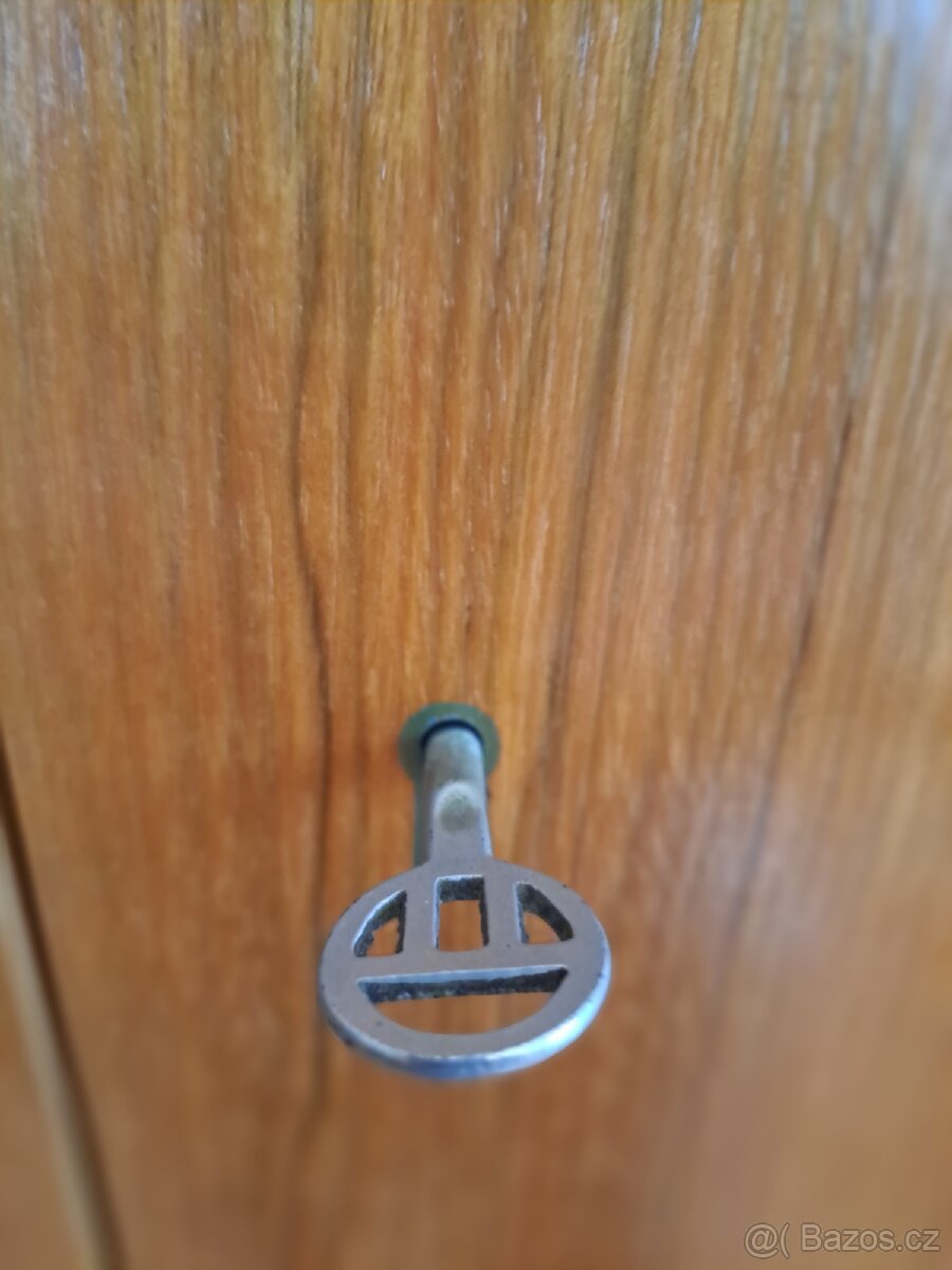 Retro nábytek za odvoz - 9