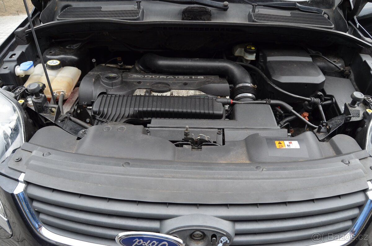 Ford Kuga 2,5 T,4x4,147kW - 9