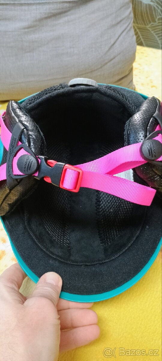 Lyžařská helma+brýle - 9