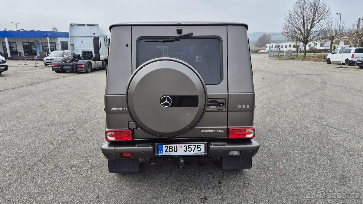 MERCEDES-BENZ AMG G 63 - 9