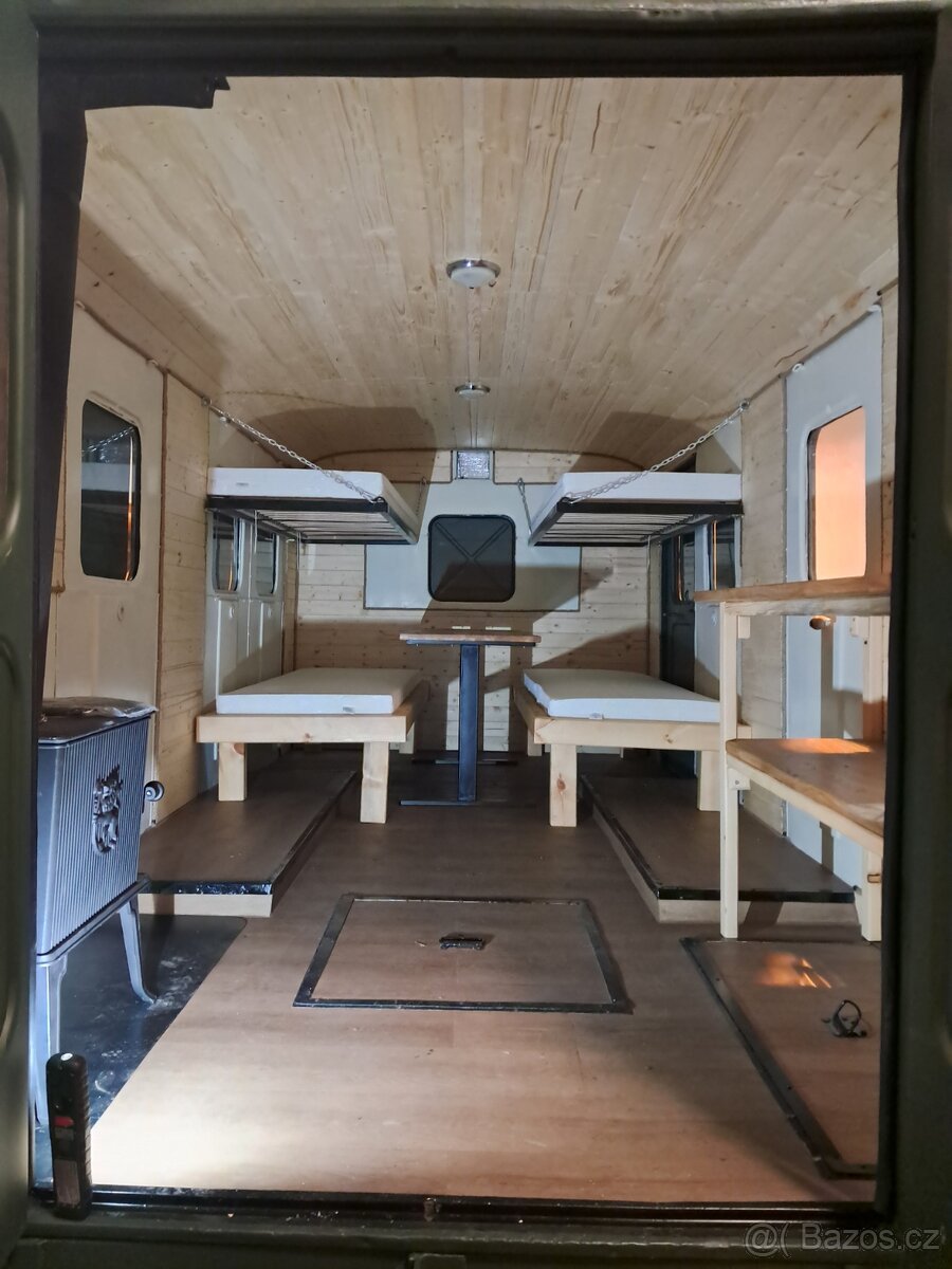 Ocelová maringotka - 9