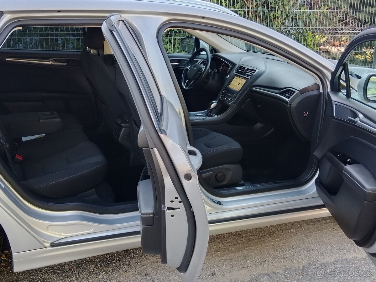 Ford Mondeo 2.0TDCi/VÝBAVA TITANIUM 2018 - 9