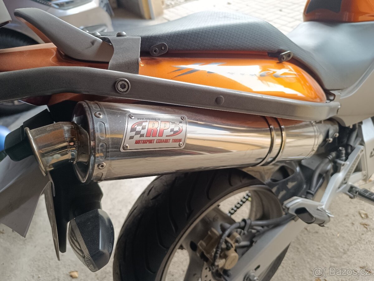 Honda Hornet 600 - 9