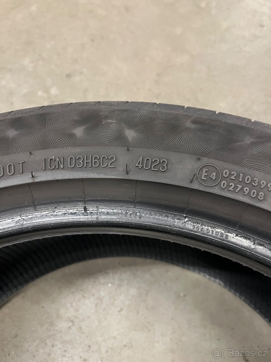 Pneu 235/45r18 - 9
