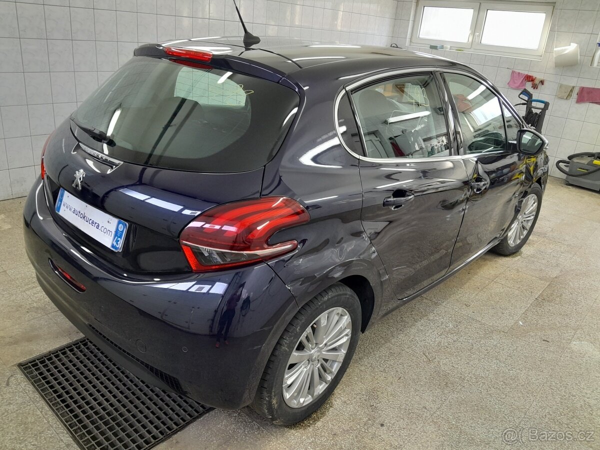 Peugeot 208 1,2 PURETECH - 9