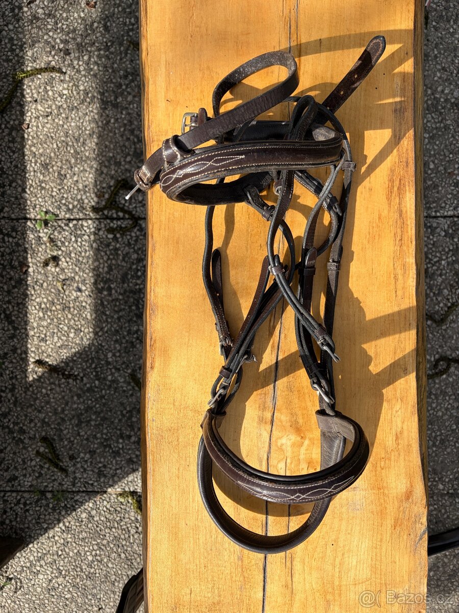 Více věcí Anglie/western - 9