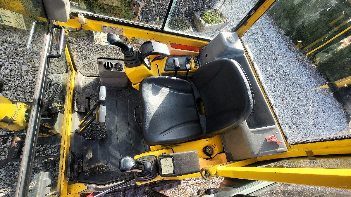 Minibagr Komatsu, rozšiřovací, rychloupínák, 2 lžíce, atd. - 9