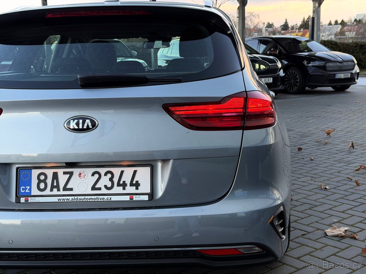 Kia Ceed 1.0 t-gdi 88 kW / 2021 / DPH / combi - 9