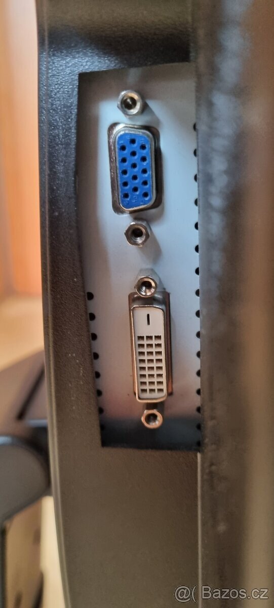 Samsung SYNCMASTER 2443bw - 24" full hd - 9