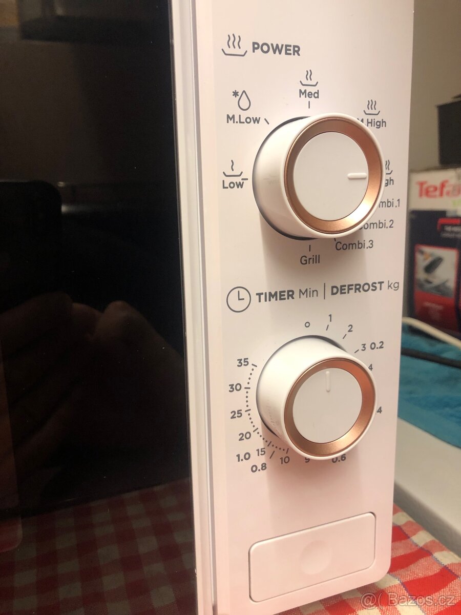 Mikrovlnka Midea mg720c2at(w) s grilem zanovni - 9