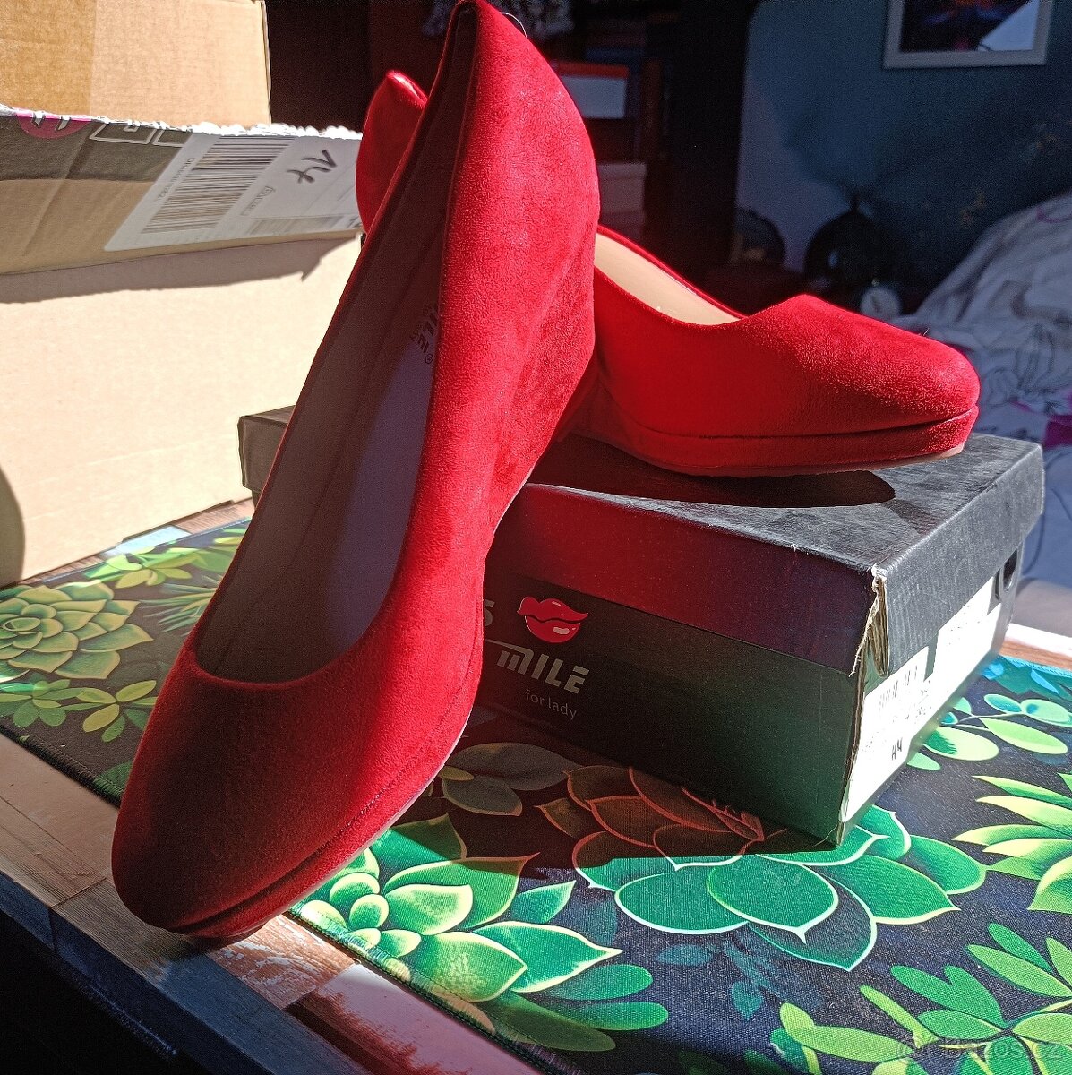 Červené semišové lodičky - 9