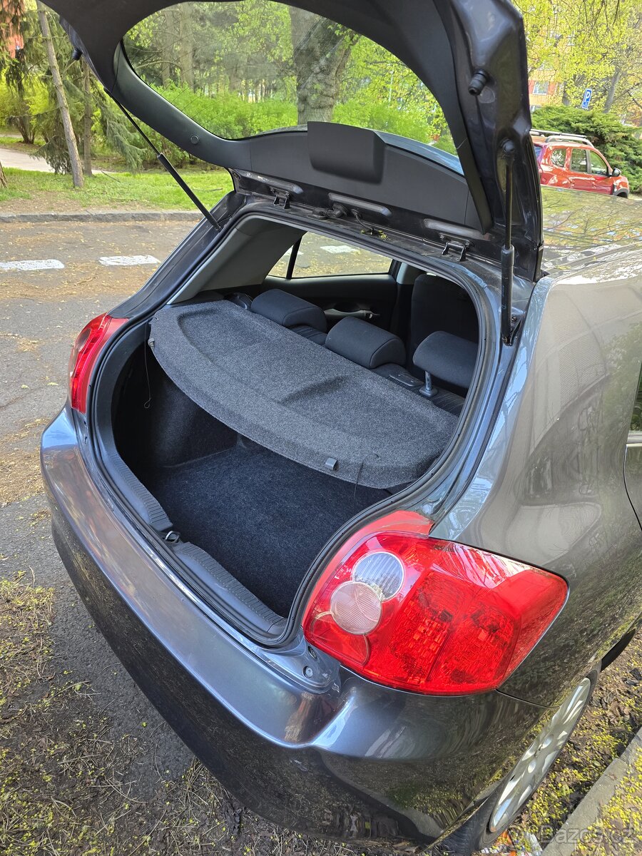 Toyota Auris - 9