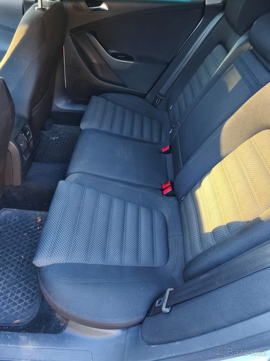 Prodám Volkswagen Passat Variant R-line 2,0 TDI - 9